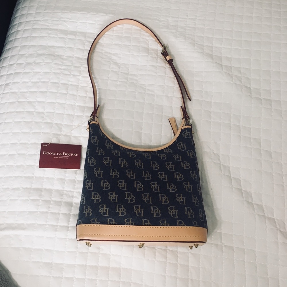 Vintage look Dooney & Bourke SMALL HOBO PURSE